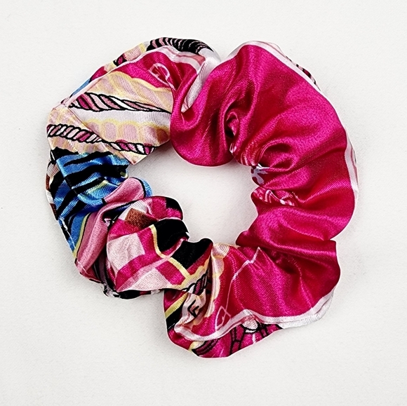 4 FOR $16 🔥Pink Multi Color Satin Scrunchie Hair Tie - Picture 1 of 5